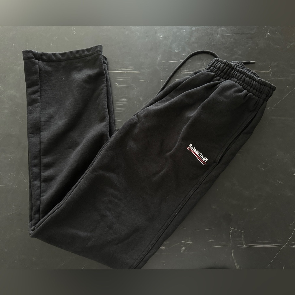 BRAND NEW BALENCIAGA POLITICAL CAMPAIGN BAGGY SWEATPANTS IN BLACK